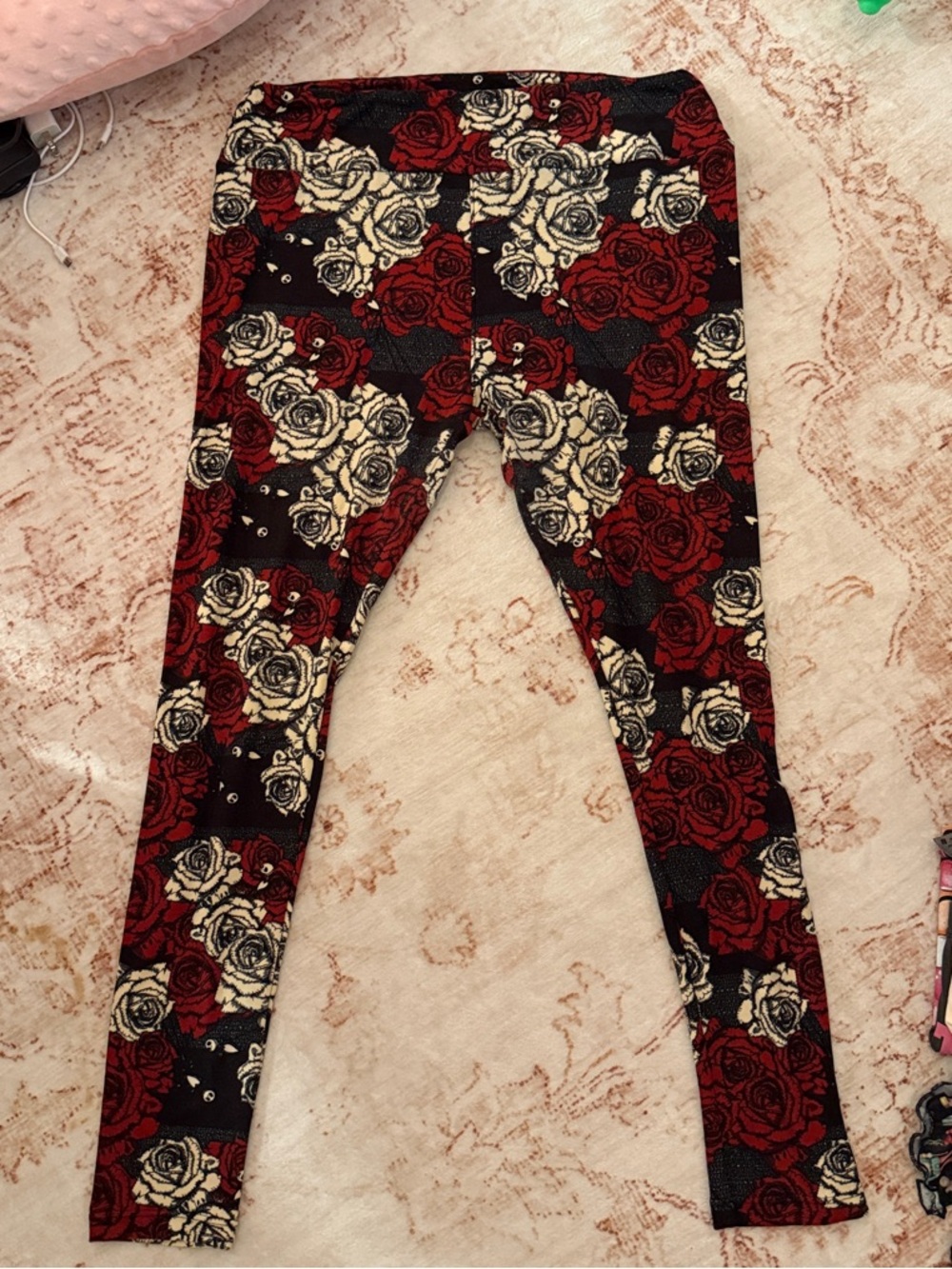 LuLaRoe NBC Leggings with Red and Cream Rose Print